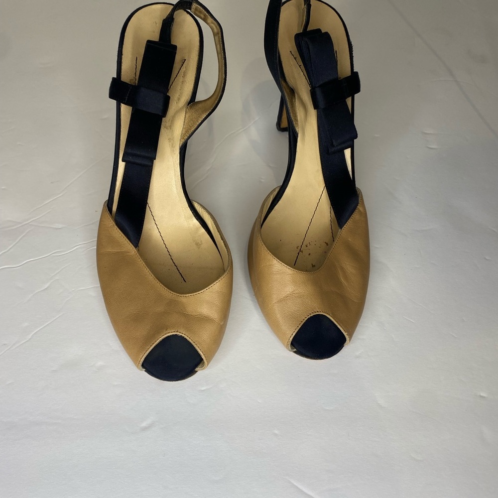 Kate Spade Dakota Heel - Picture 2 of 4